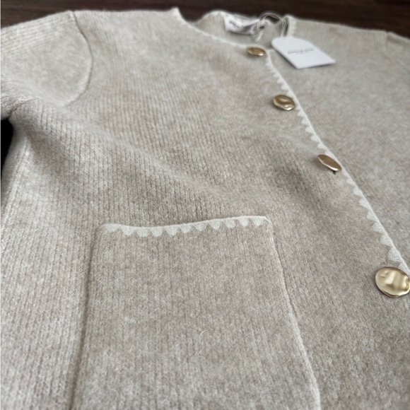 Song of Style Cream Knit with Gold Accent - Picture 6 of 8